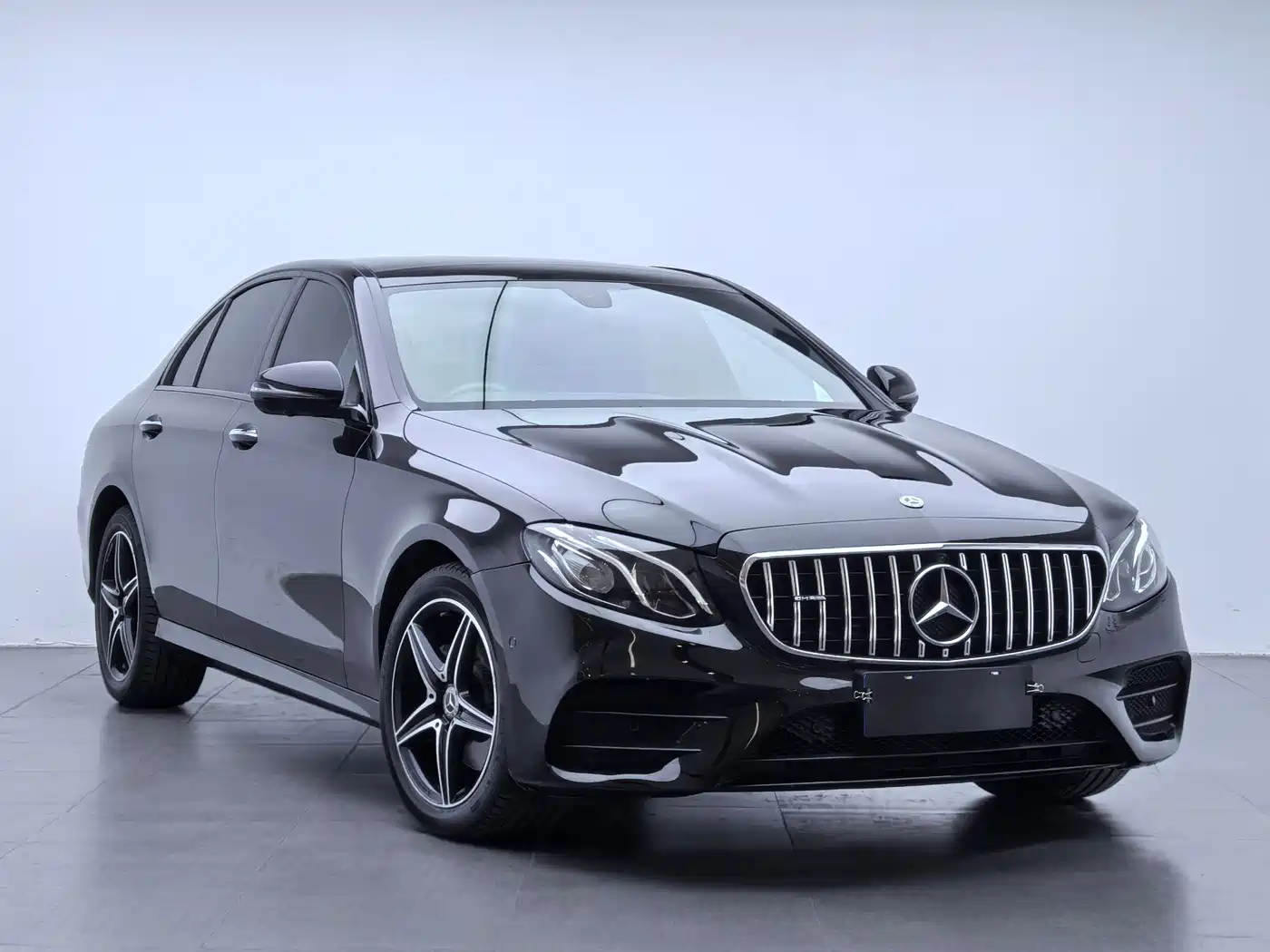 Mercedes-Benz E-Class (Import) 2020 E 260 Sport 4MATIC фото 3