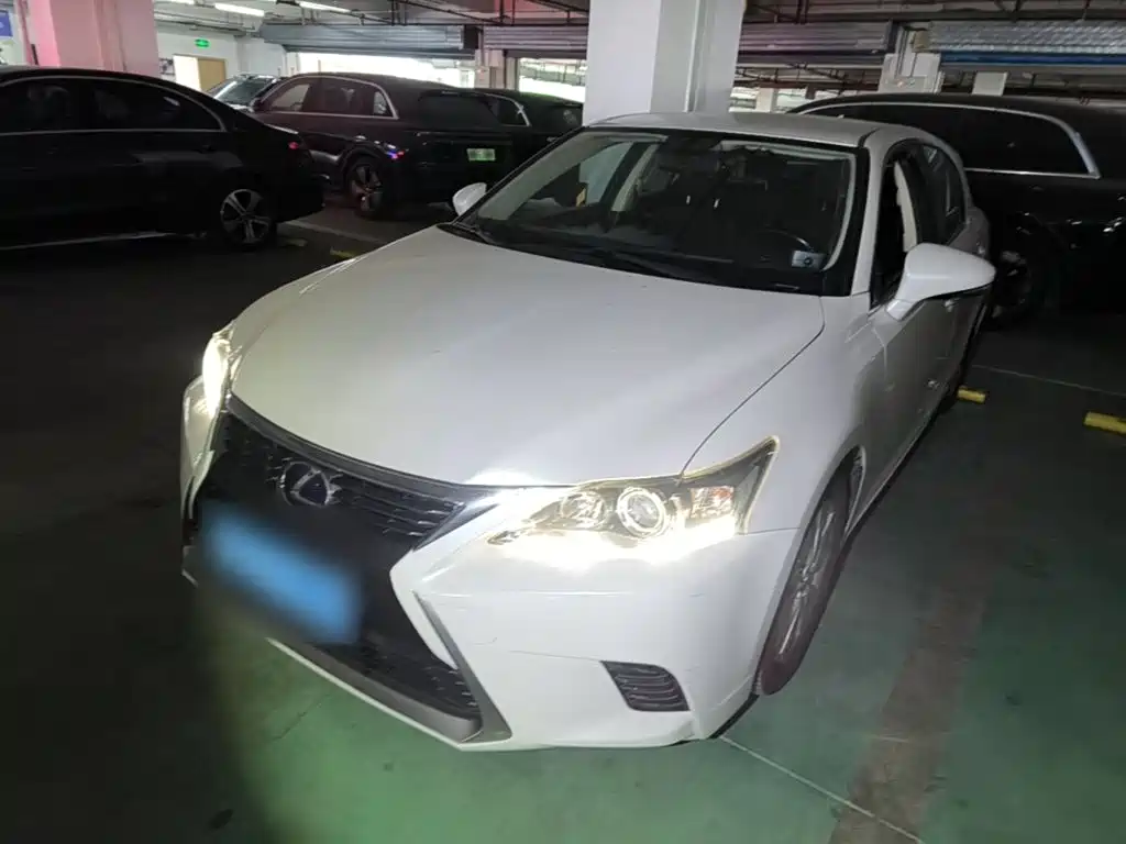 Lexus CT 2017 2014 CT200h Elite Monochrome