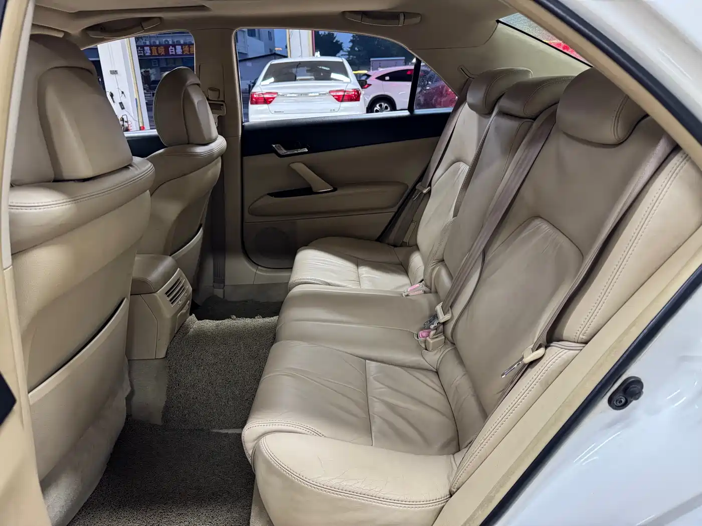 Toyota Reiz 2008 2.5S Special Commemorative Edition фото 5