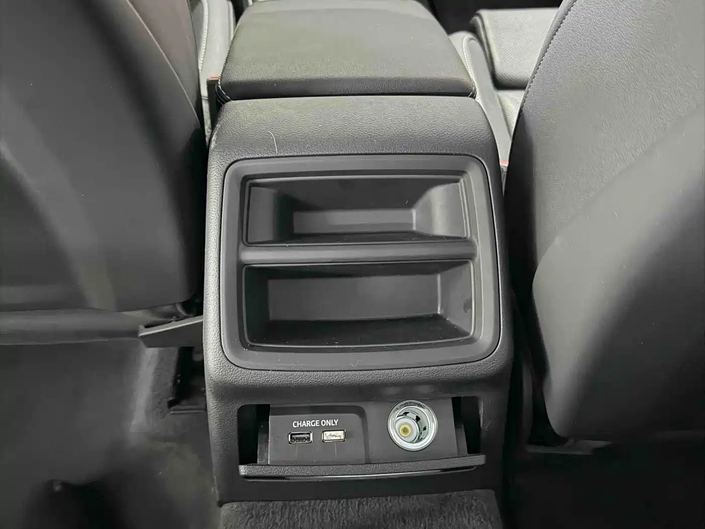 Audi A4L 2023 40 TFSI Fashion Dynamic фото 4