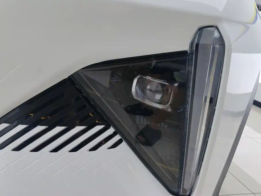 Фото 5 - Geely Galaxy Galaxy L7