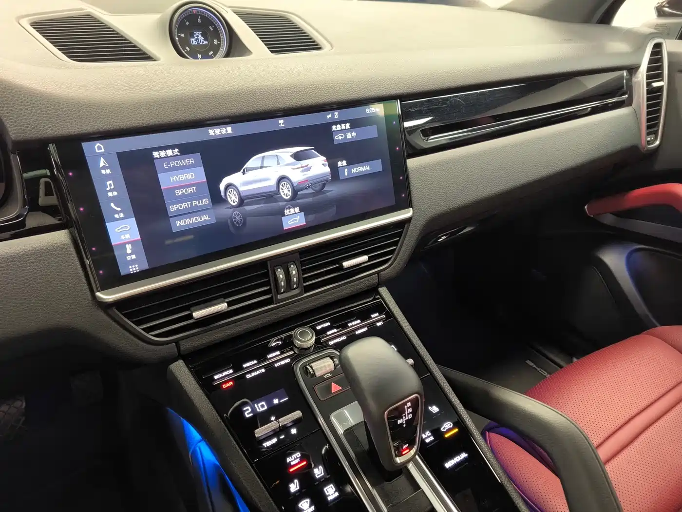 Porsche Cayenne New Energy 2019 Cayenne E-Hybrid 2.0T фото 12