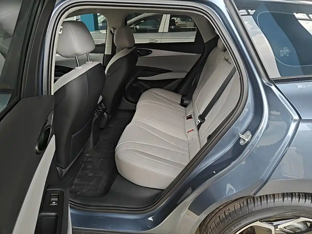 Фото 17 - BYD Seal 06 DM-i Touring