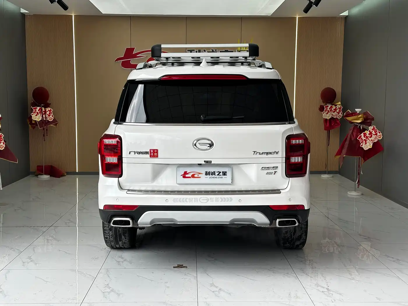 GAC Trumpchi Trumpchi GS8 2017 320T 2WD Luxury Smart Connect (7-seater) фото 5