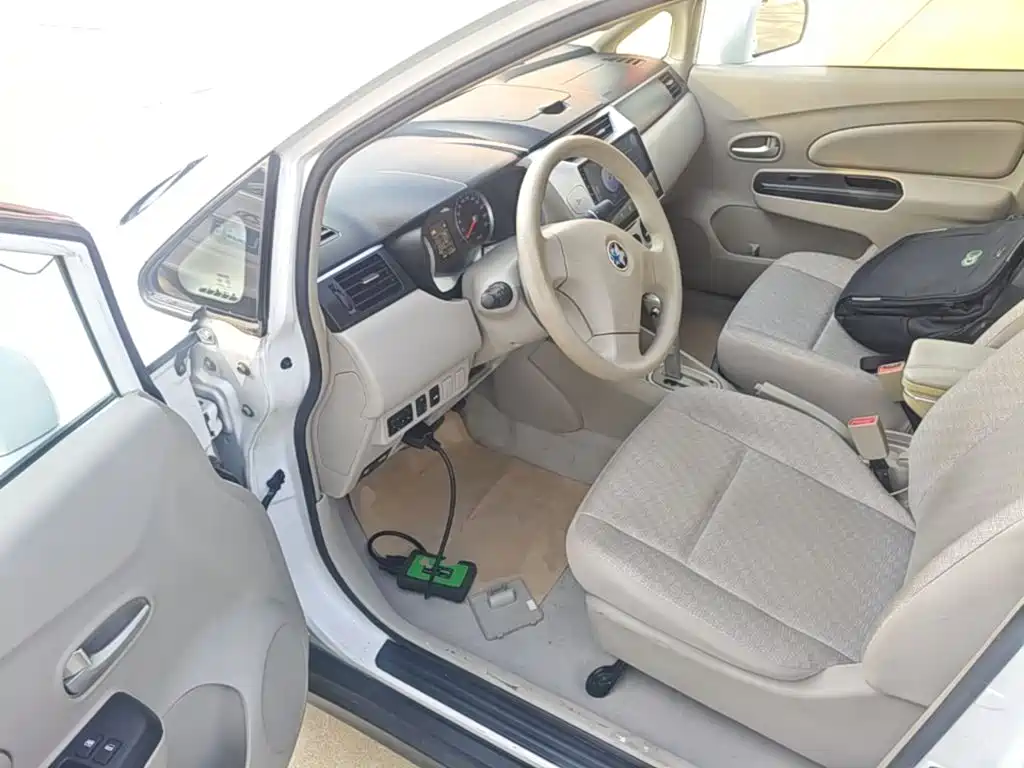 Venucia D50 2015 2015 1.6L Automatic Fashion