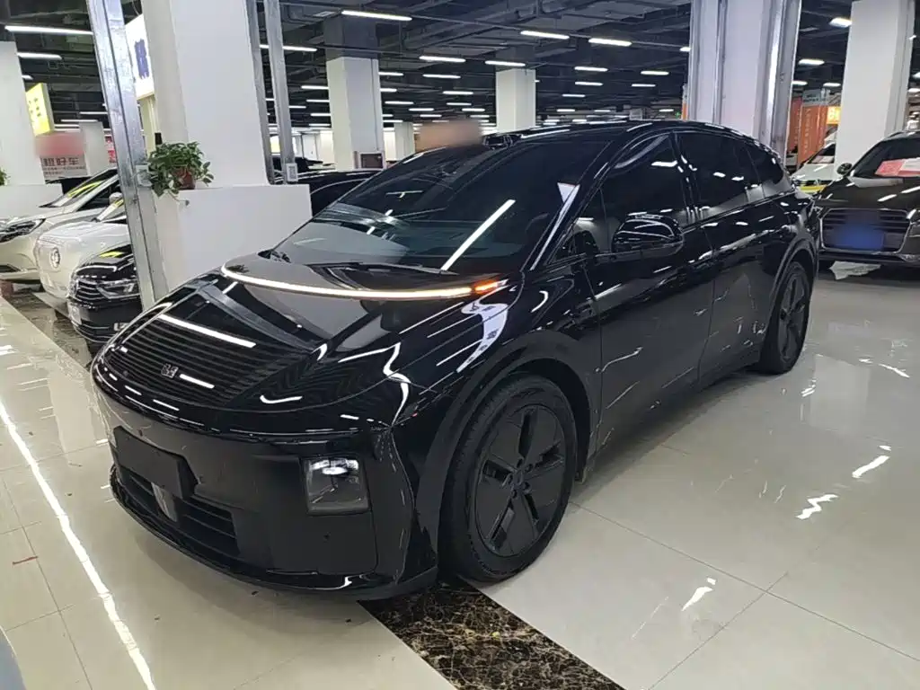Li Auto i6 2026 2025 2WD Base Model