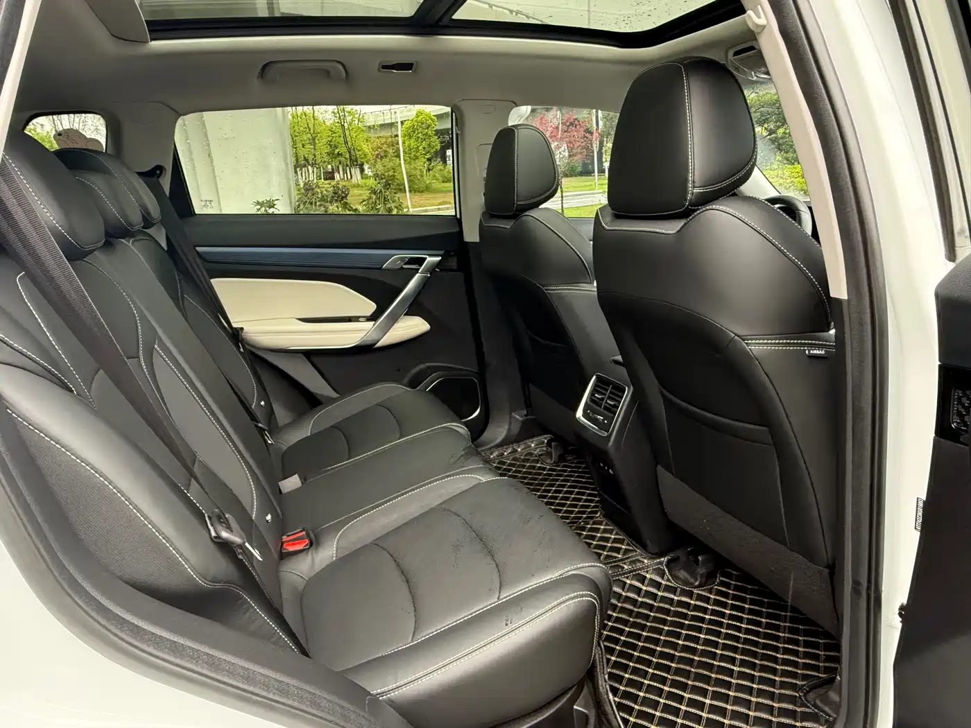 GEELY AUTOMOBILE BOYUE