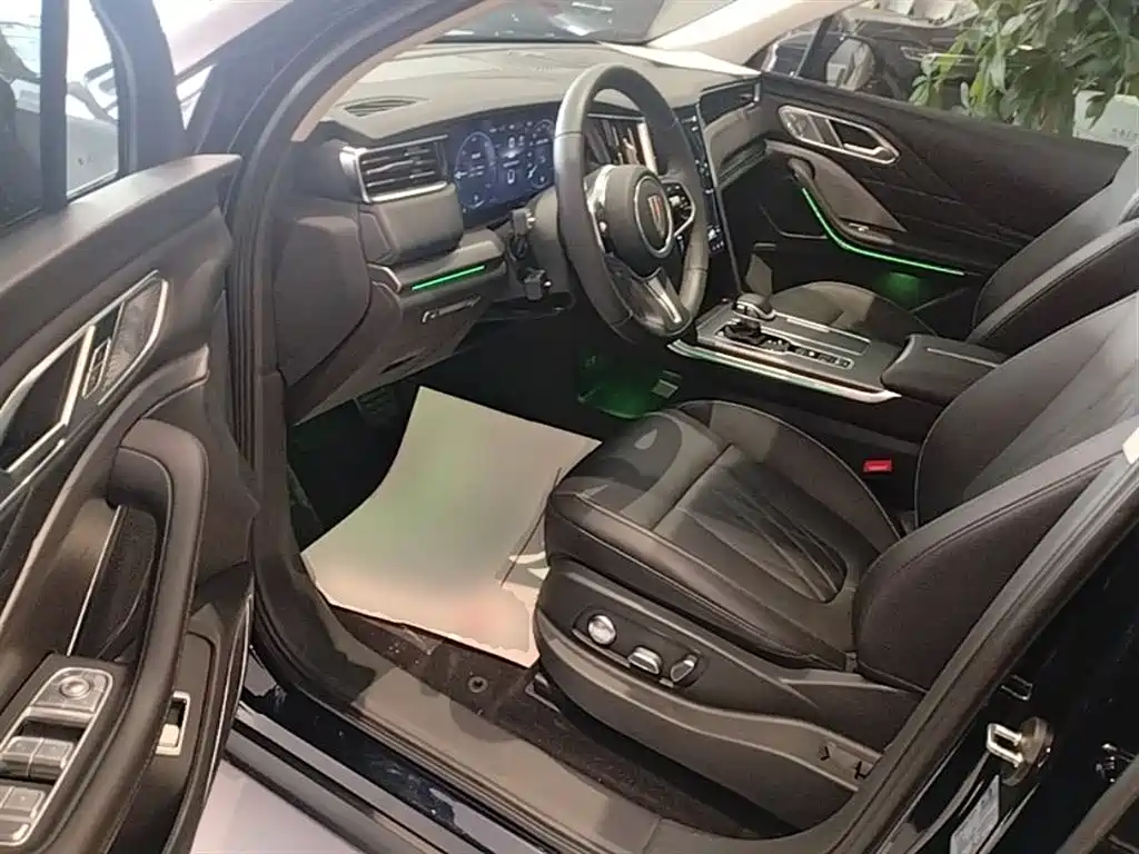 Hongqi HS7 PHEV 2024 2.0T PHEV 4WD Flagship Edition 6-seater фото 16