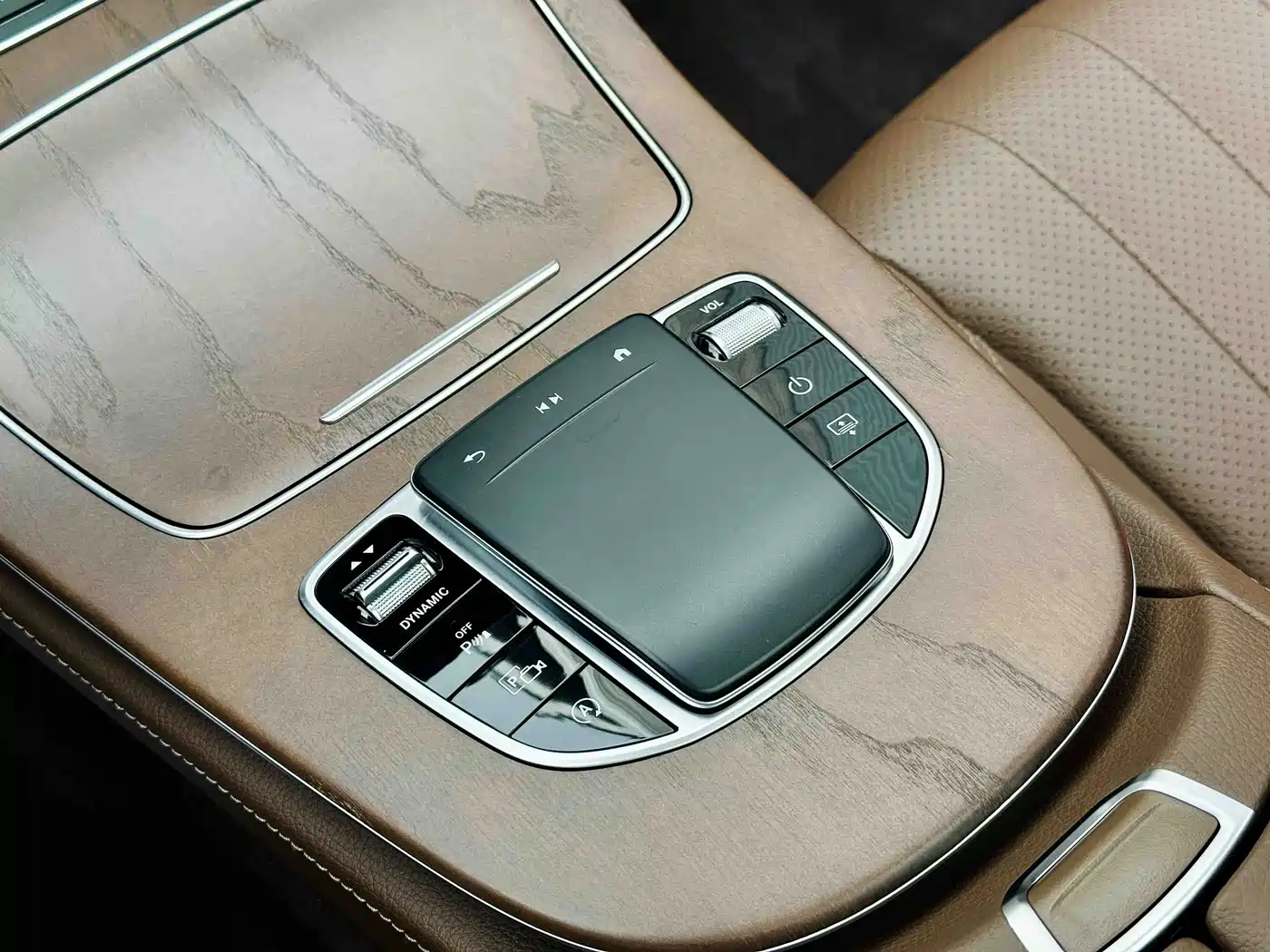 Mercedes-Benz E-Class 2021 E 300 L Luxury фото 10