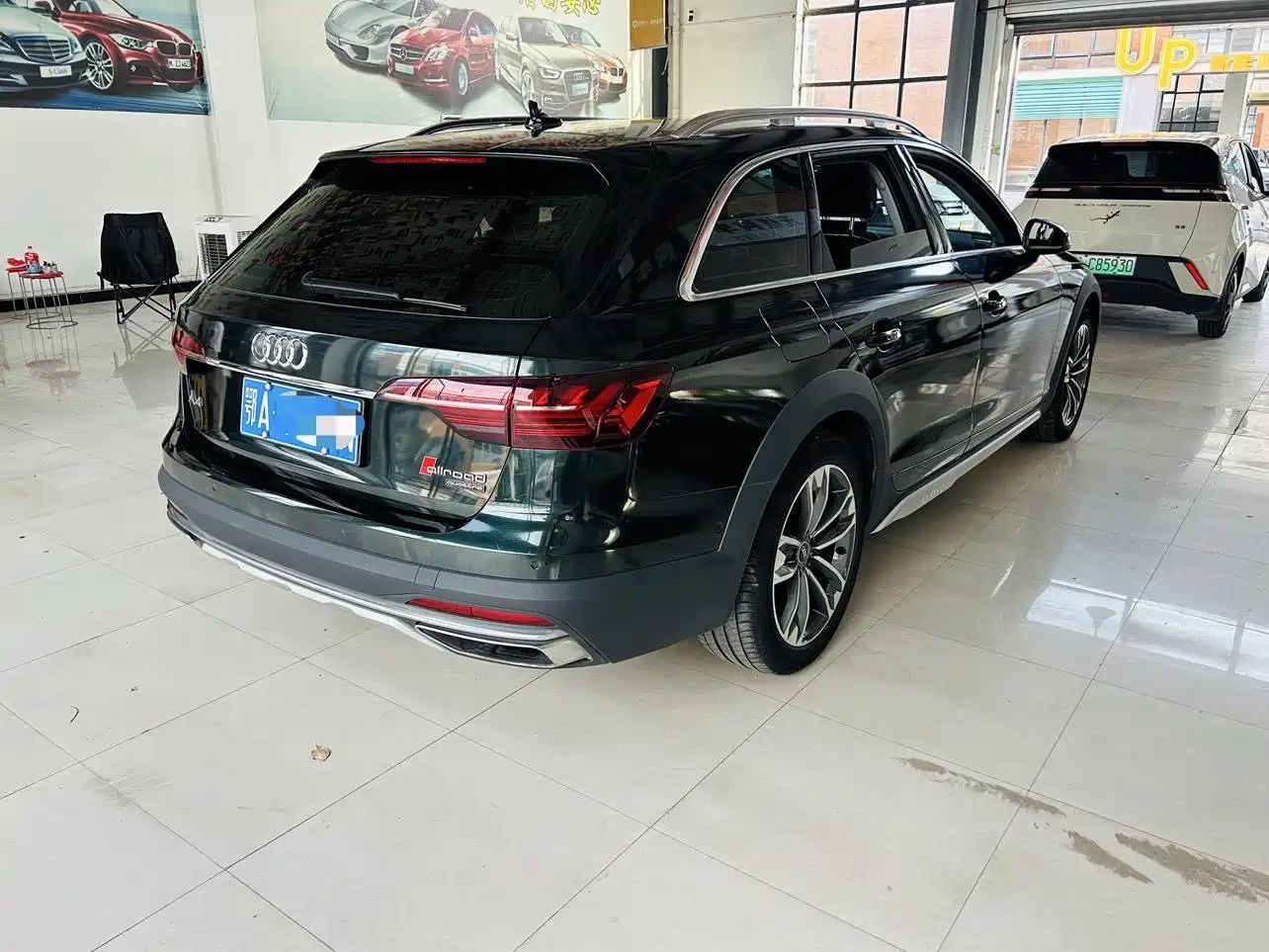 Audi A4 (Import) 2022 2021 allroad quattro Explorer