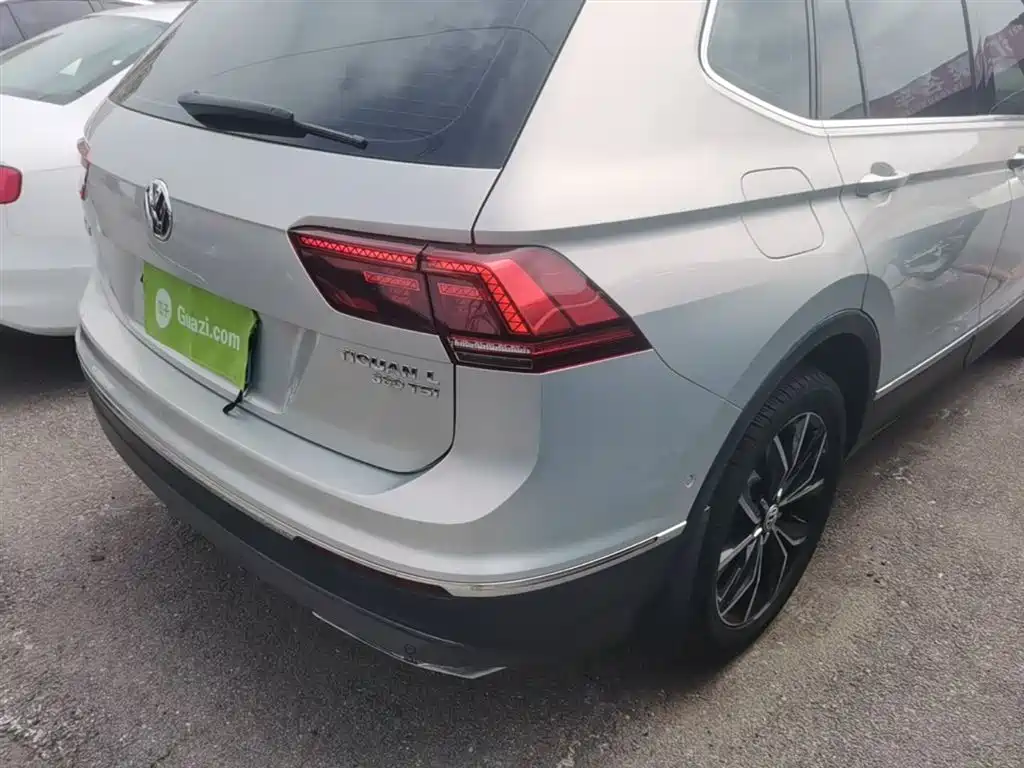 Volkswagen Tiguan L 2018 380TSI Automatic AWD Flagship Edition фото 8