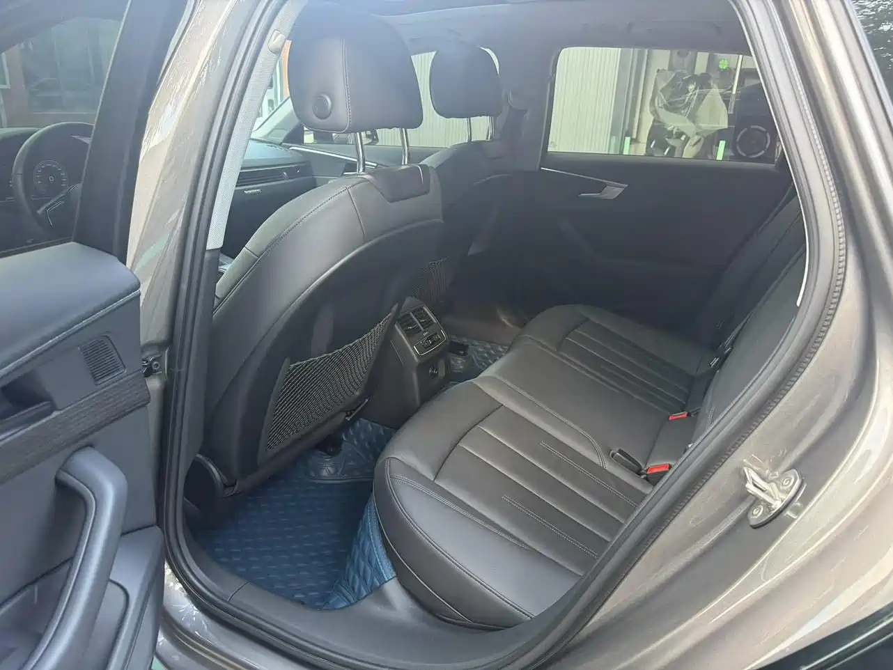 Audi A4 (Import) 2022 2021 allroad quattro Explorer