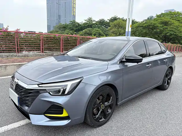  Roewe Roewe i6 MAX 2020 Model 300TGI Automatic Cool & Smart Edition