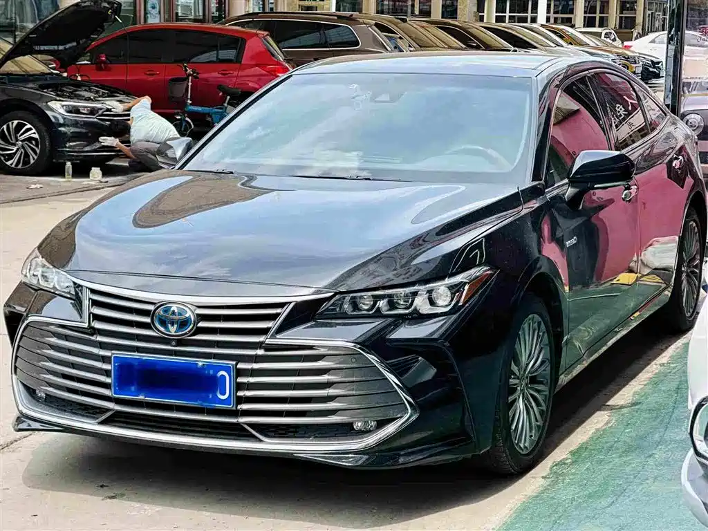 Toyota Avalon 2019 Hybrid 2.5L XLE Premium Edition China V