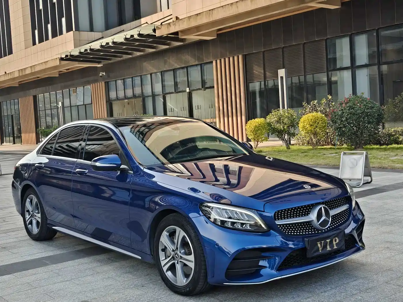 Mercedes-Benz C-Class 2019 C 260 L Sport фото 3
