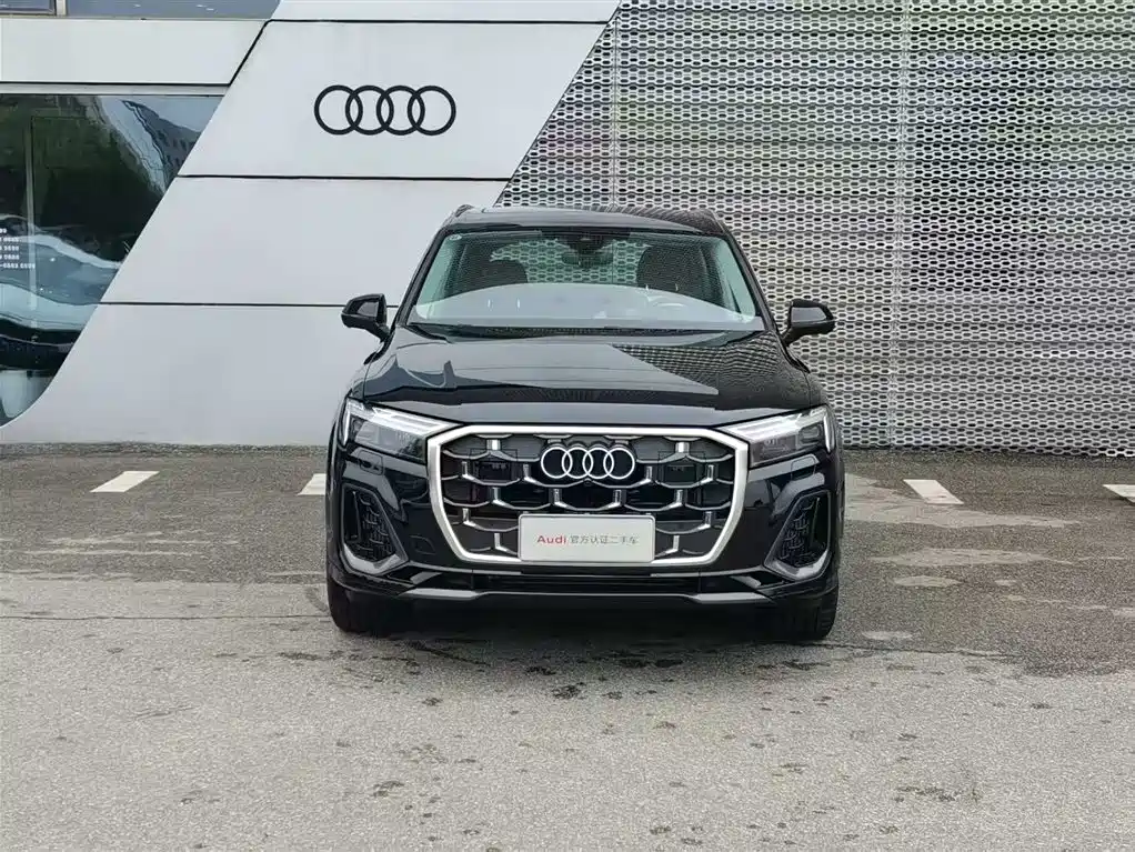 Audi Q7 2025 55 TFSI quattro S line Sport фото 2