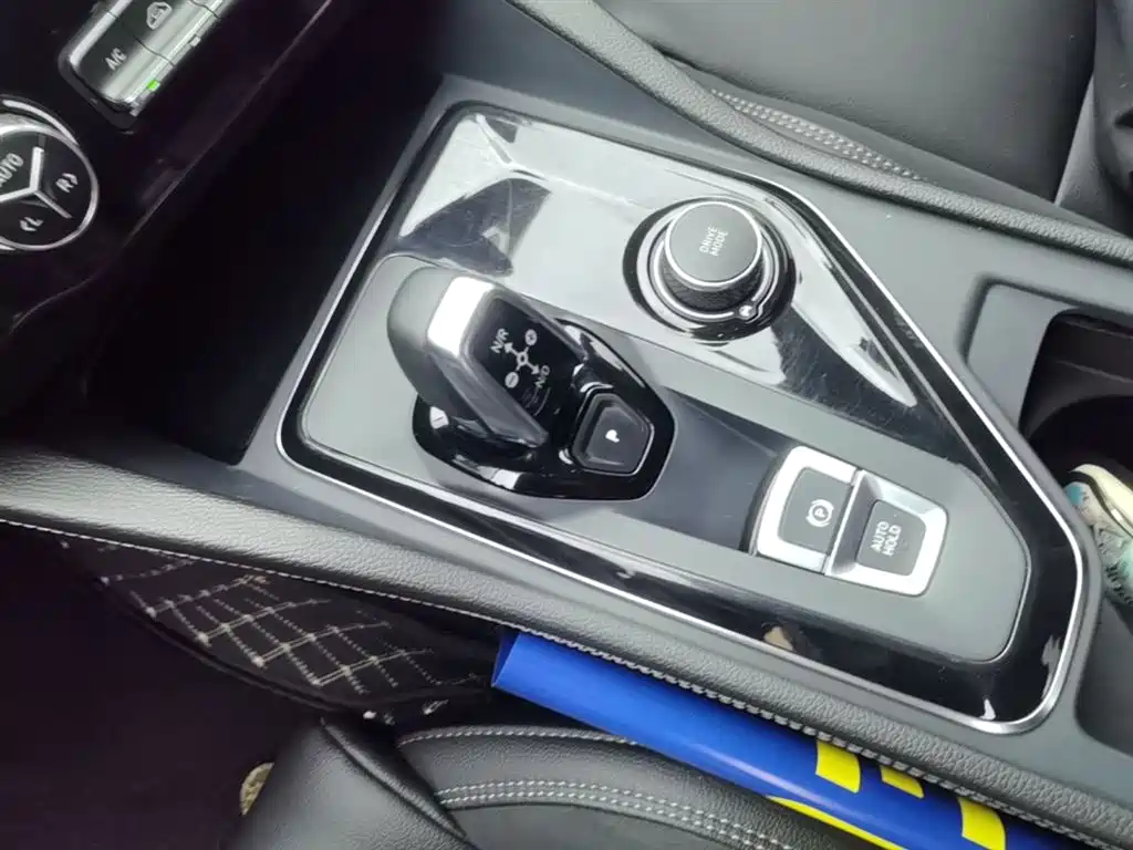 Lynk & Co 03 2021 2.0TD Auto Jin Plus фото 14