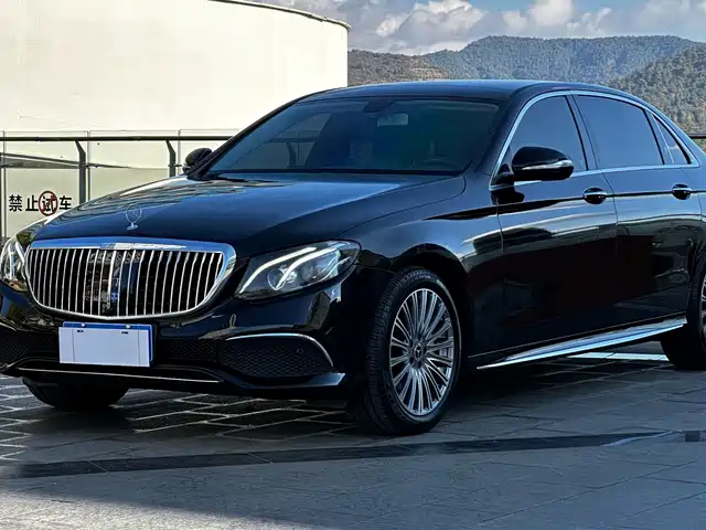 MERCEDES-BENZ E CLASS