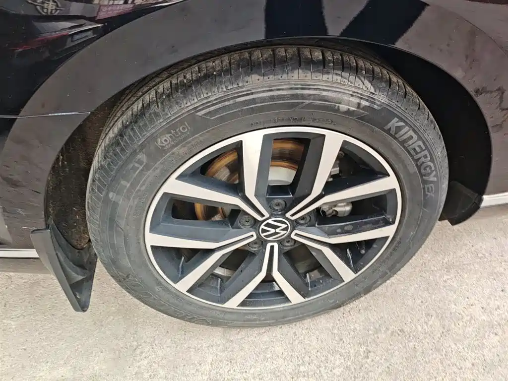 Volkswagen Magotan 2020 330TSI DSG Leading фото 26