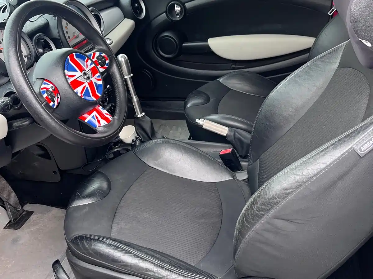 MINI MINI 2012 2012 1.6L COOPER Baker Street