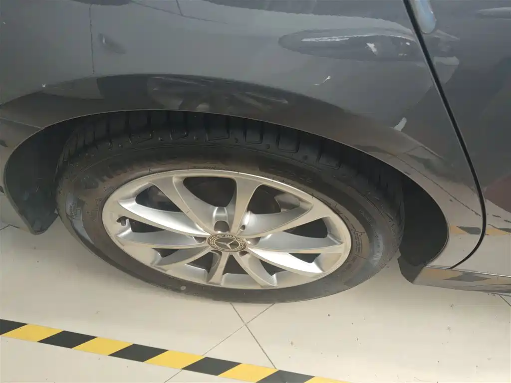 Mercedes-Benz A-Class 2022 A 200 L Sport Sedan Style фото 26
