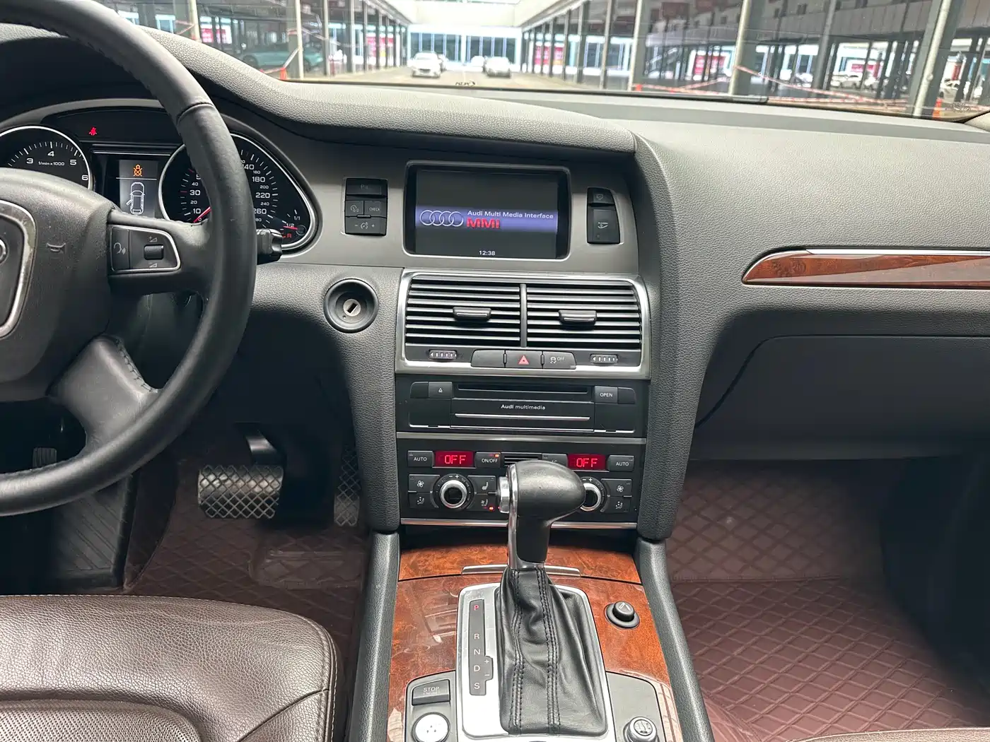 Audi Q7 2013 35 TFSI Progressive фото 13