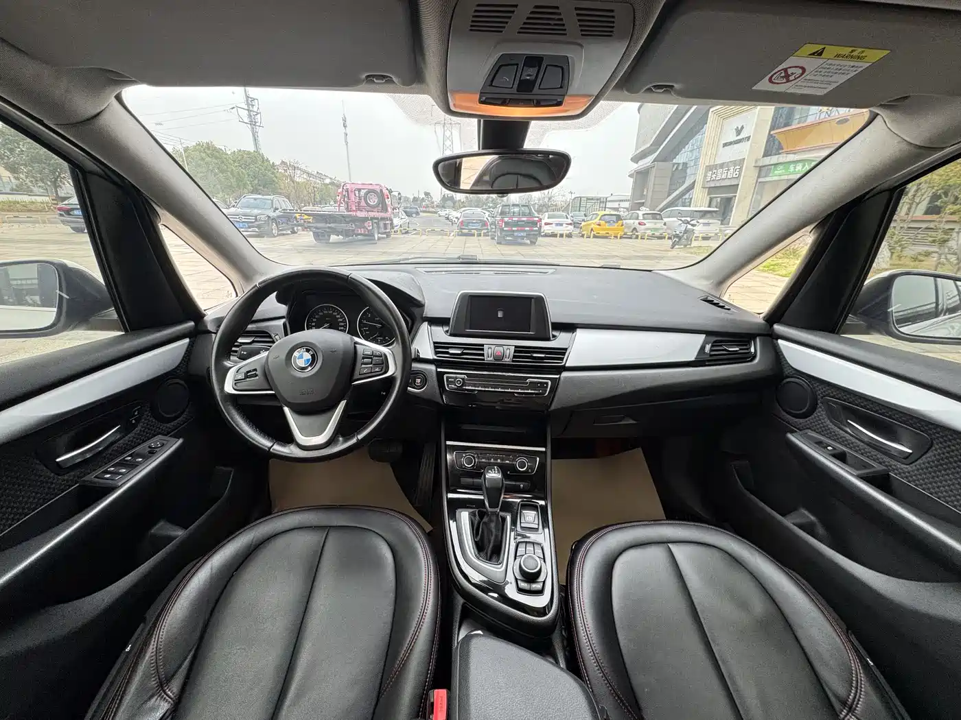 BMW 2 Series Touring 2016 218i Fashion Model фото 9