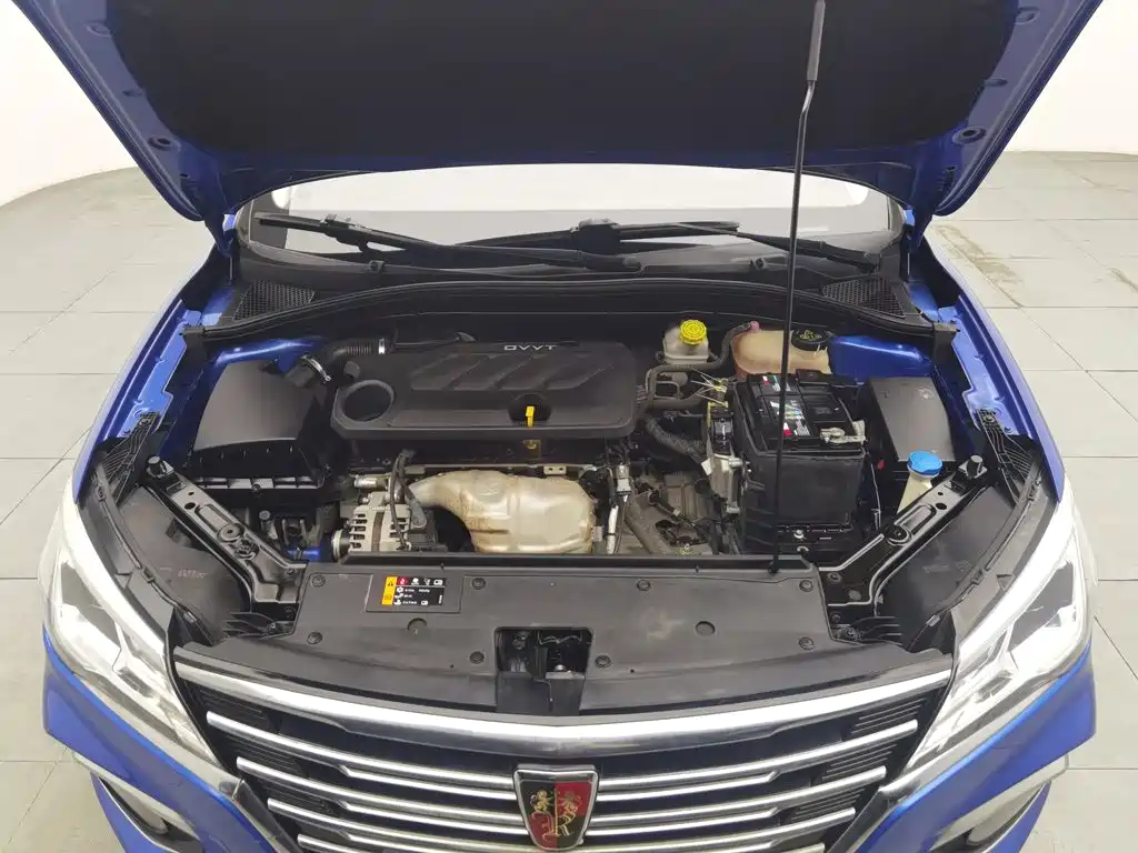 Фото 6 - Roewe i5