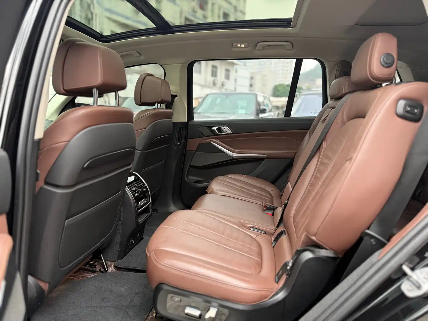 BMW X7 2020 xDrive40i Leading Luxury Package фото 9