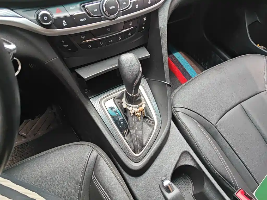 Фото 7 - Buick Excelle