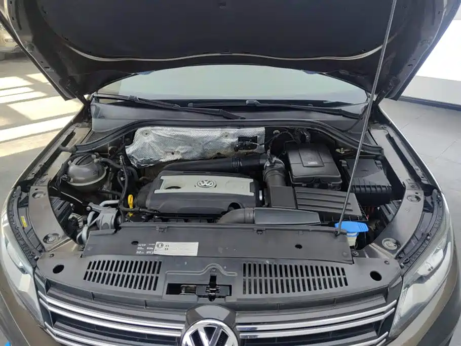 Volkswagen Tiguan 2015 1.8TSI Automatic 2WD Trendline фото 10
