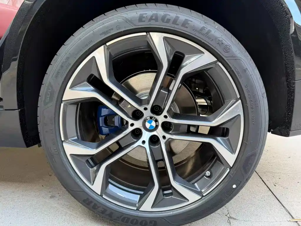 BMW X5 2026 2026 Facelift xDrive 40Li M Sport Shadowline Package