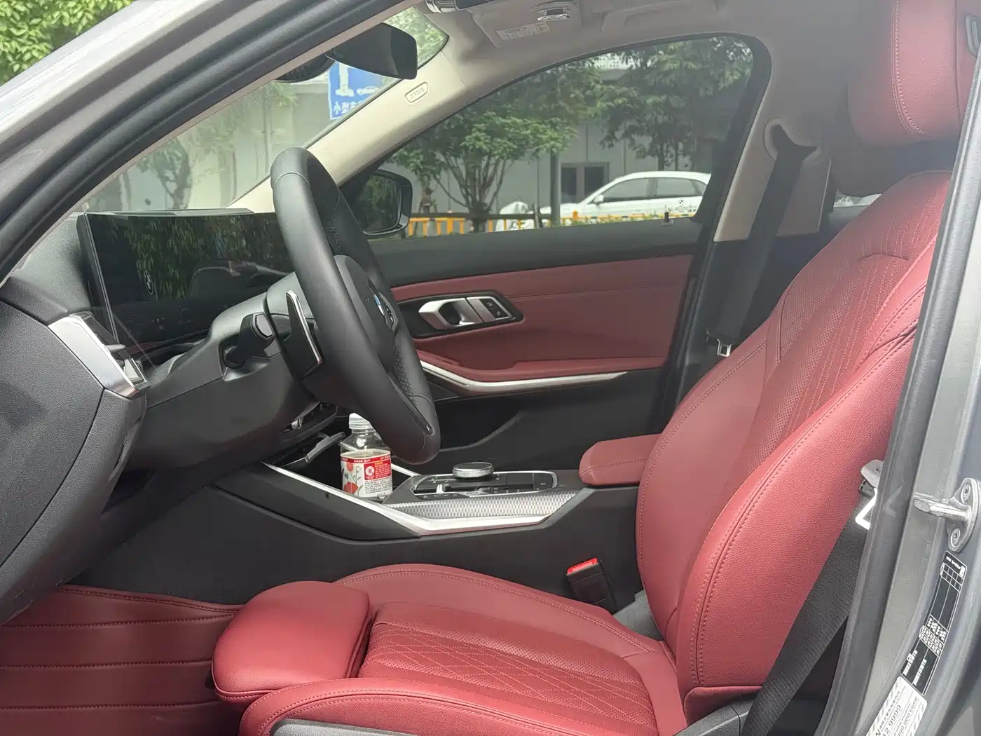 BMW 3 Series 2024 325Li M Sport Shadowline Package фото 8