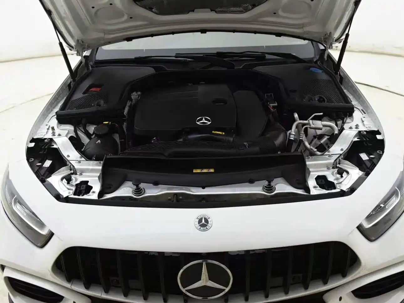 Mercedes-Benz CLS 2022 CLS 300 Luxury фото 16