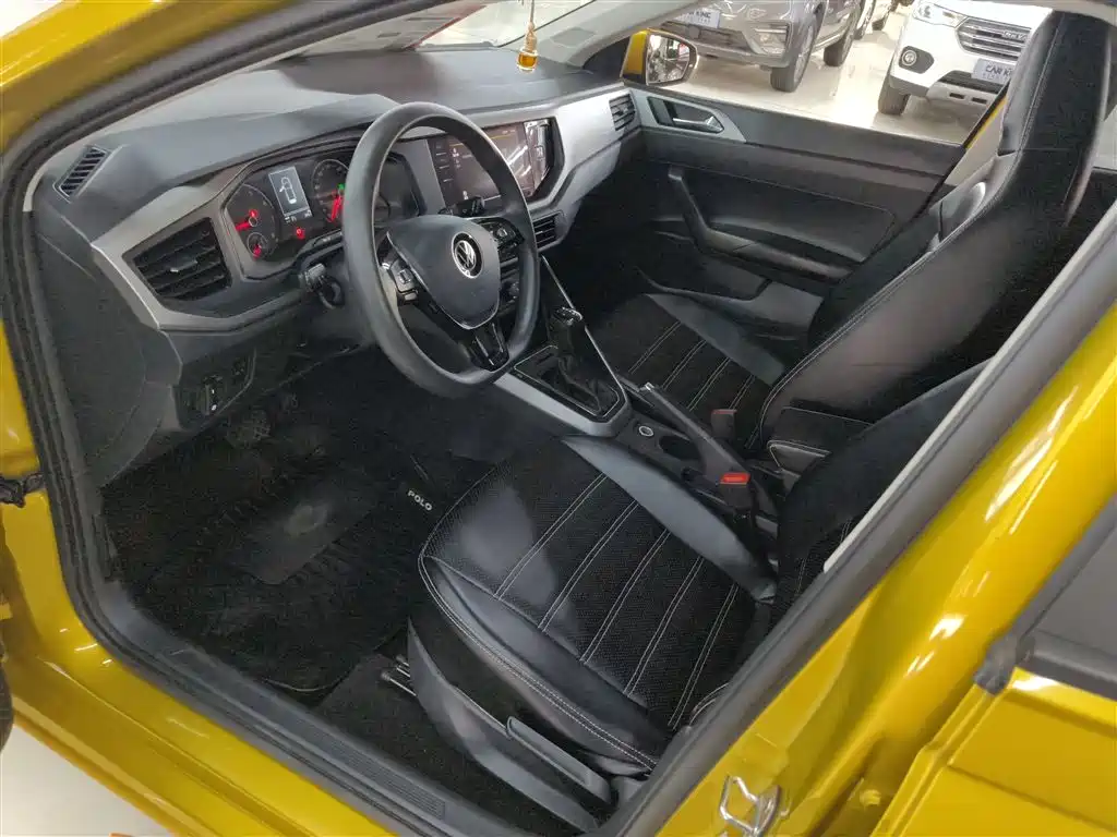 Volkswagen Polo 2021 Plus 1.5L Automatic Panorama Enjoyment Edition фото 7