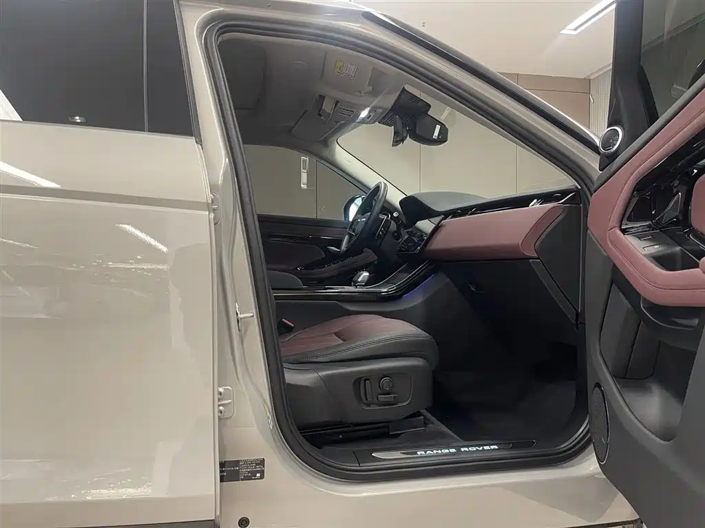 LAND ROVER RANGE ROVER AURORA