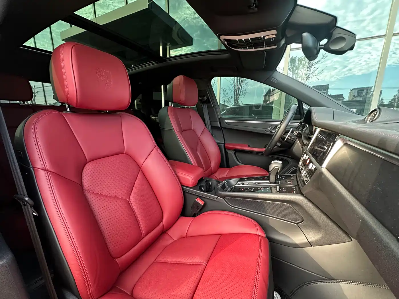 Porsche Macan 2022 Macan T 2.0T фото 13