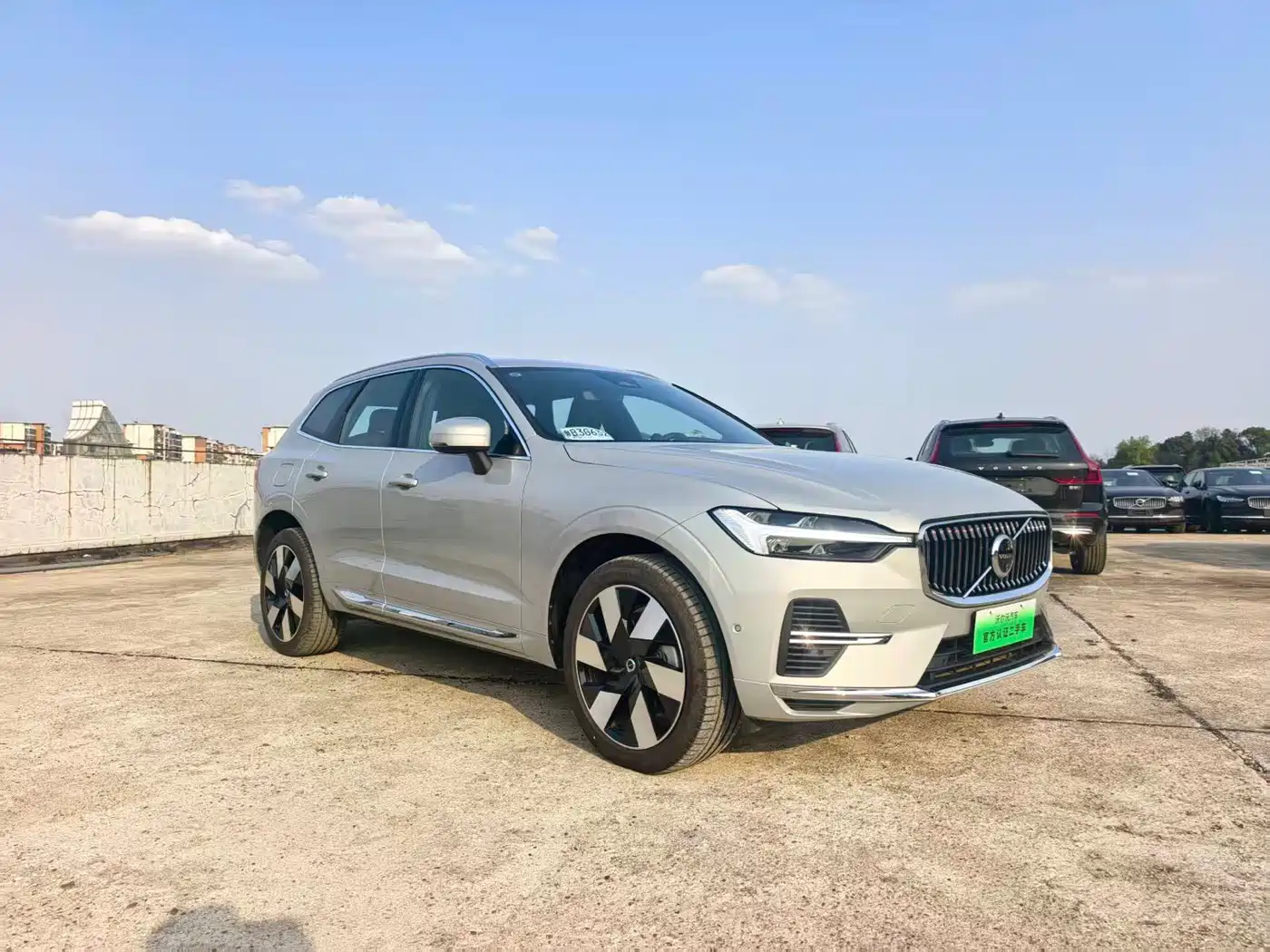 VOLVO XC60 PLUG IN HYBRID