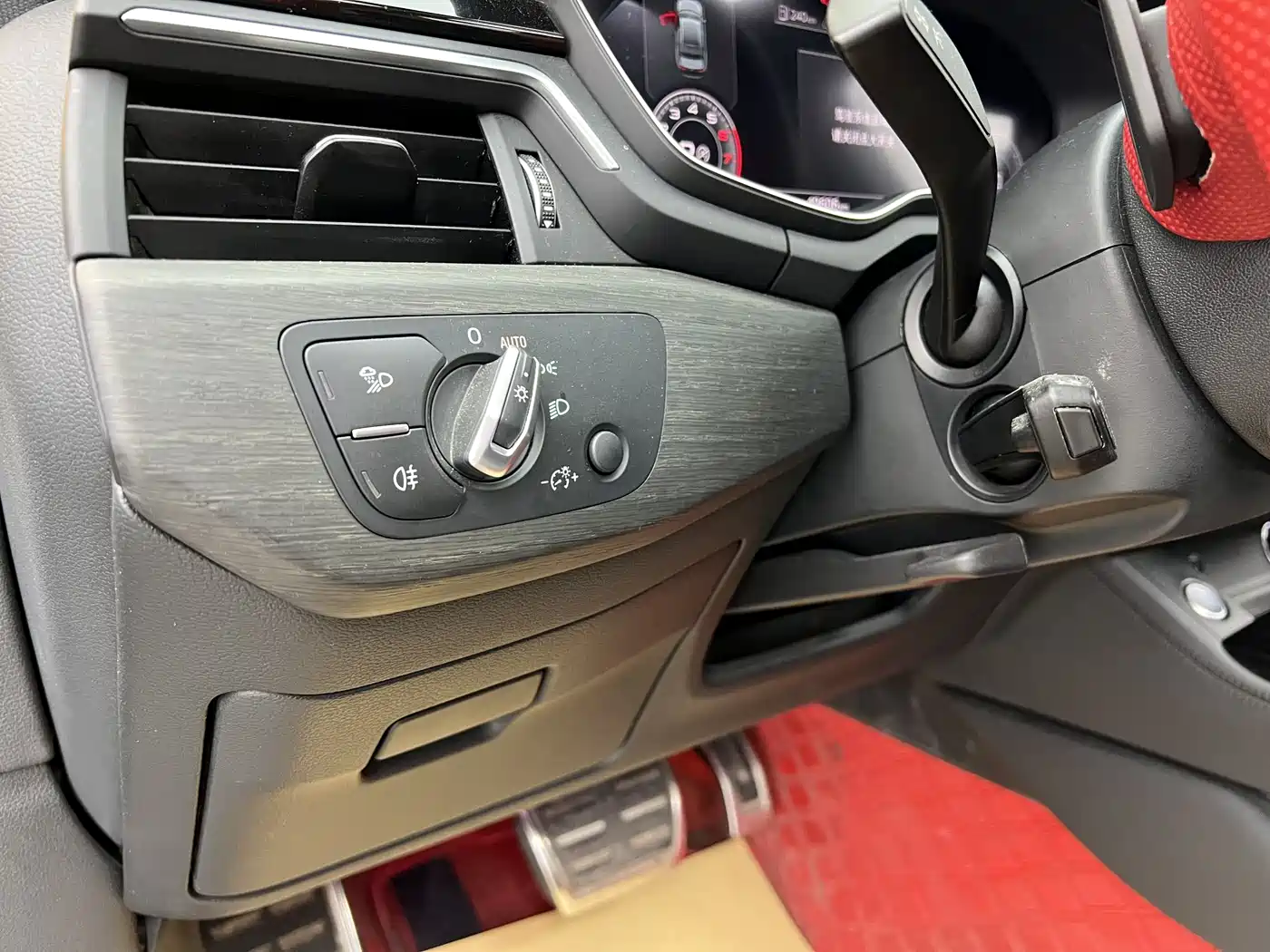 AUDI A4L