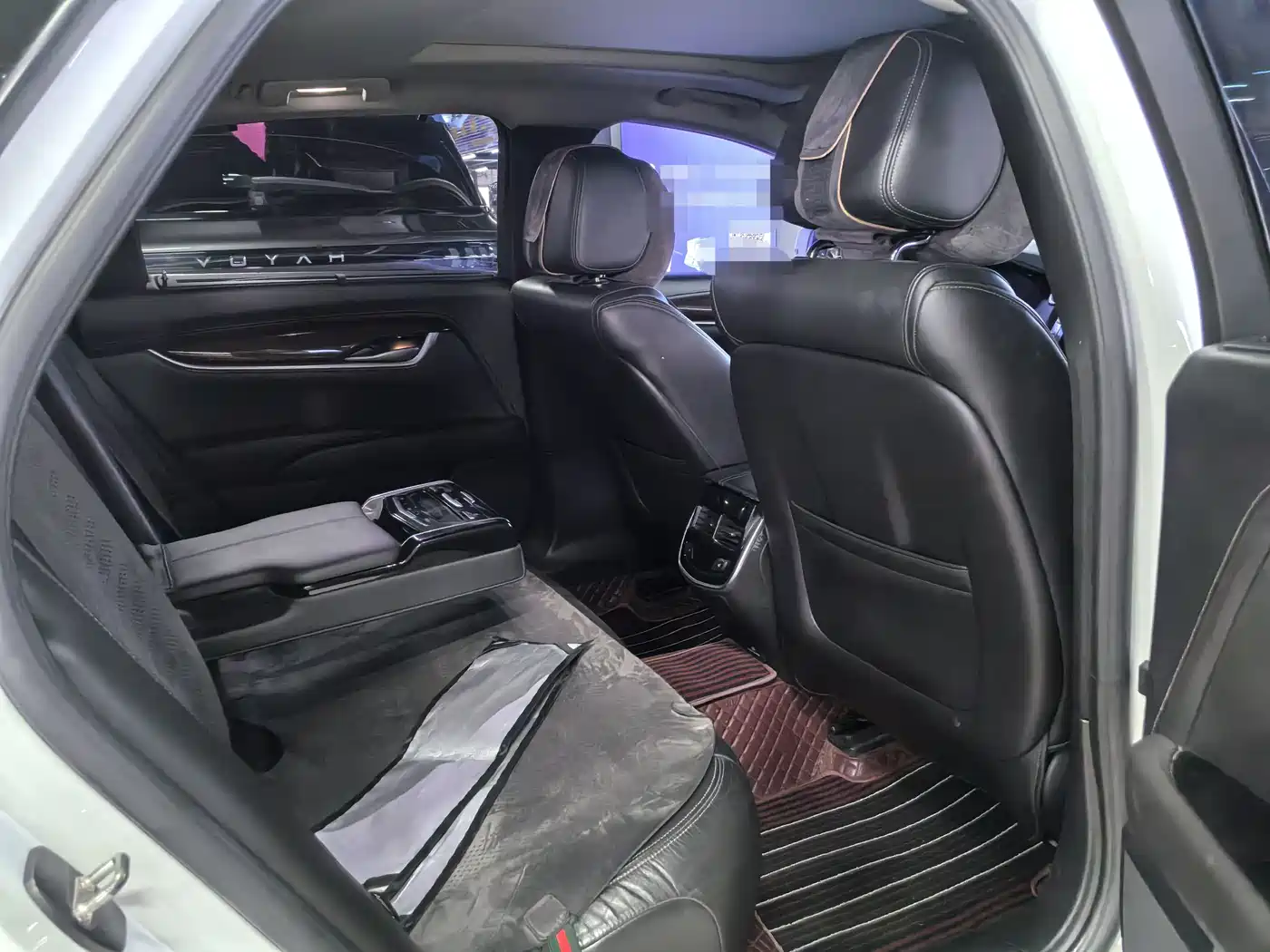 Photo 9 - Cadillac XTS