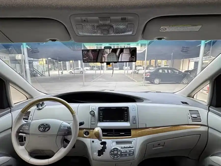 Toyota Previa 2007 2006 Model 2.4L 7-Seater Luxury Edition