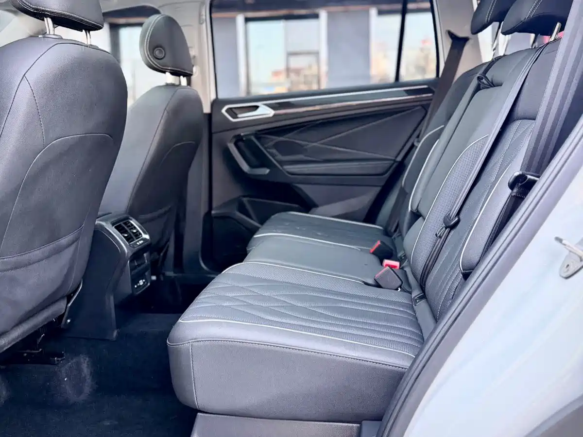 Volkswagen Tiguan L 2023 280TSI 2WD Trend Limited Edition фото 11