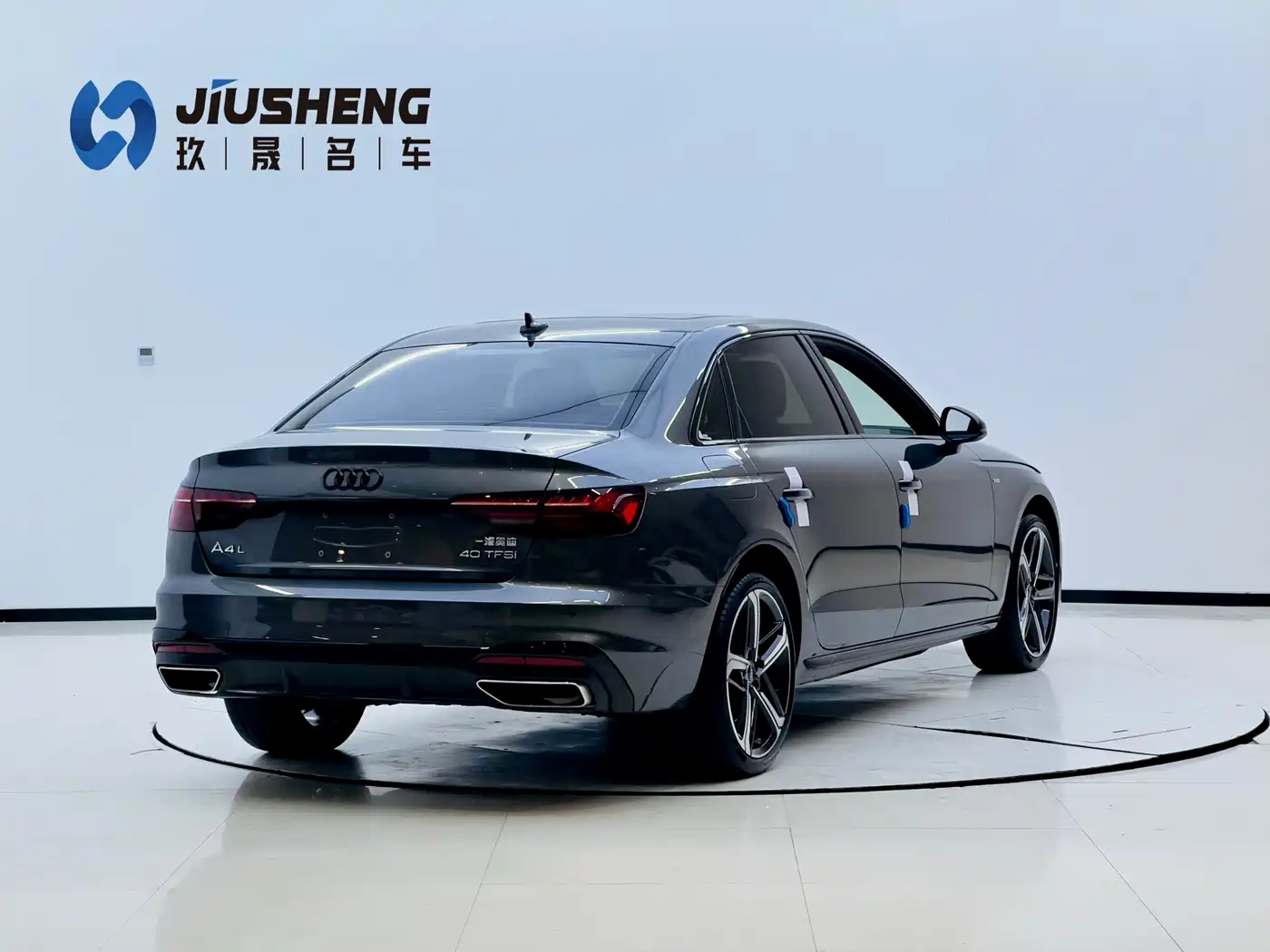 Audi A4L 2023 40 TFSI Luxury Sport фото 3
