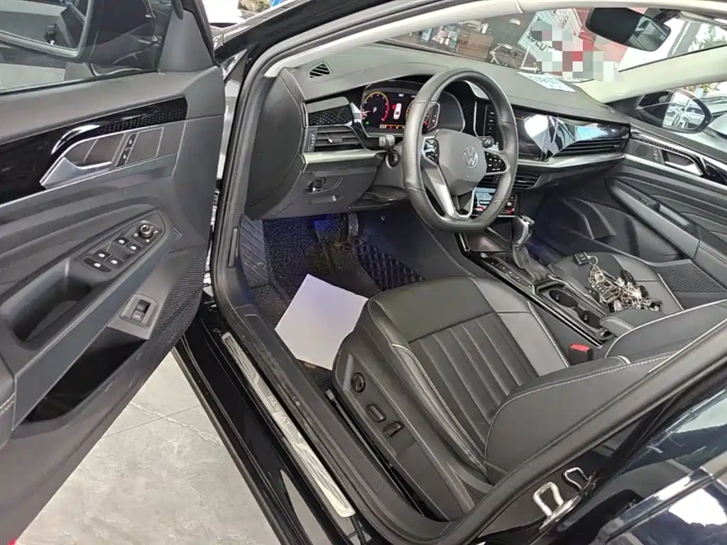Volkswagen Passat 2023 330TSI Elite Edition фото 16