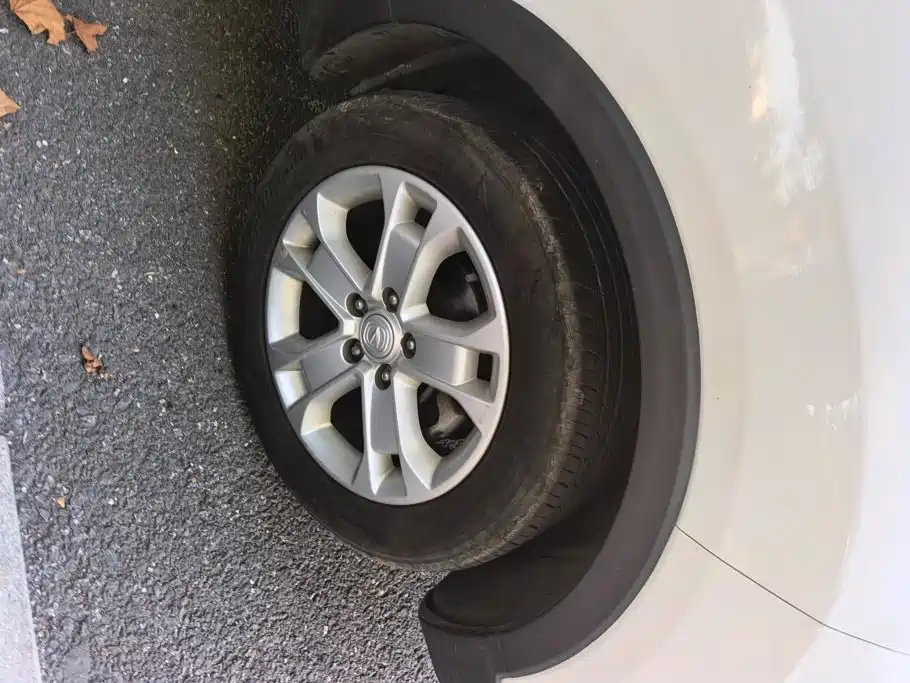 Фото 6 - Changan CS15