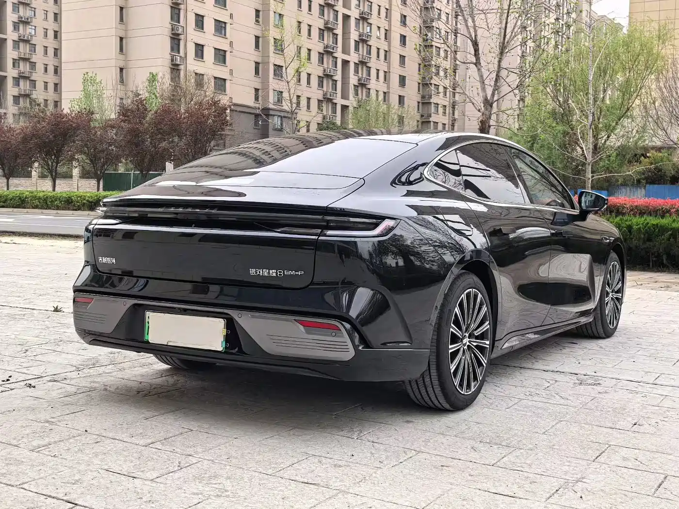 GEELY GALAXY GALAXY SPARKLE 8