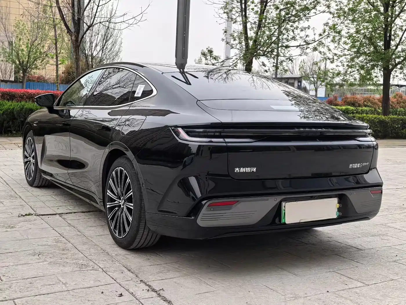 GEELY GALAXY GALAXY SPARKLE 8