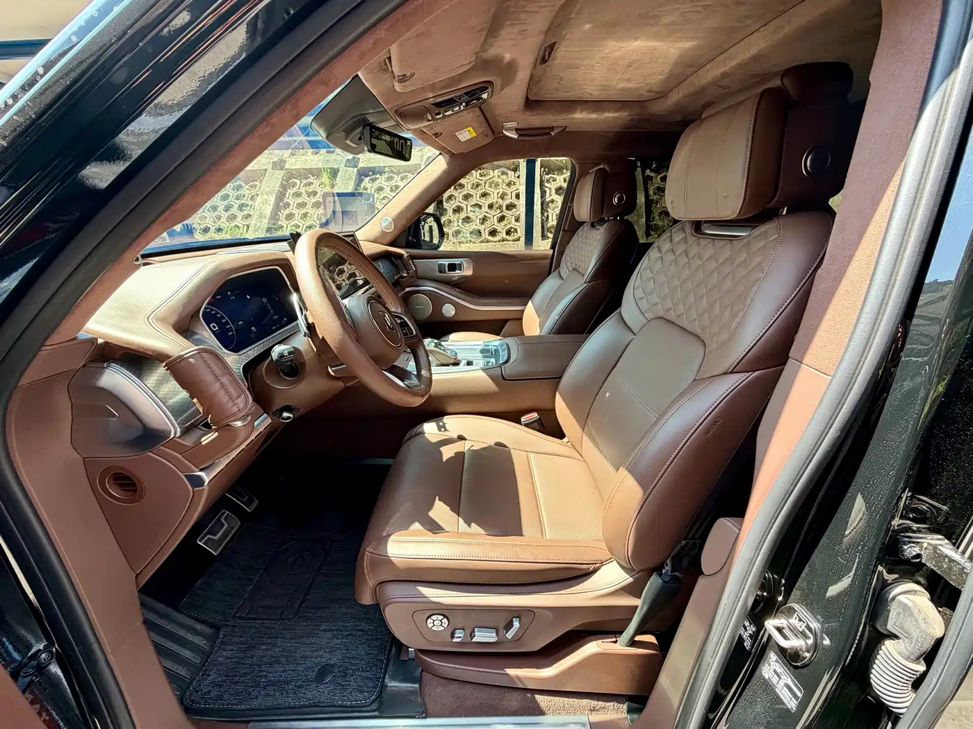 TANK TANK 700 NEW ENERGY