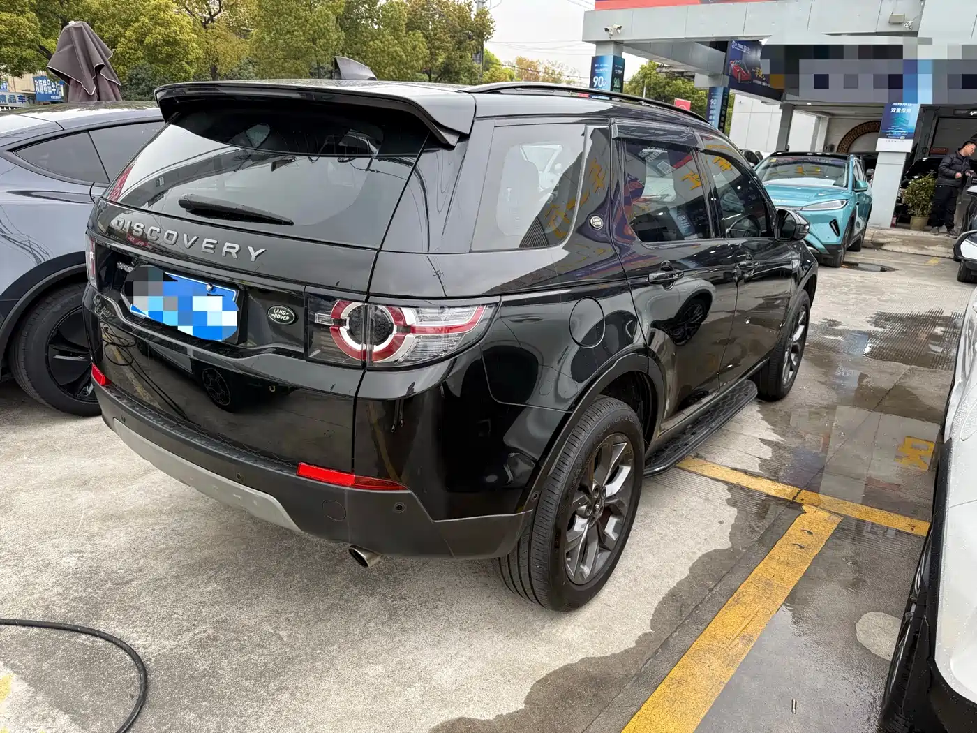 Land Rover Discovery Sport 2018 240PS HSE Edition фото 3