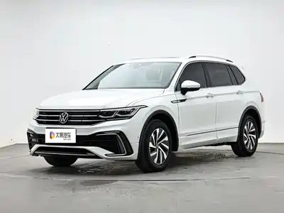 Volkswagen Tiguan L PHEV